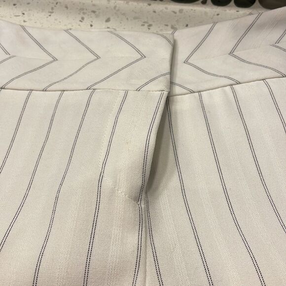 BCX woman’s white trousers with black pinstripes down the pants. - Picture 5 of 14